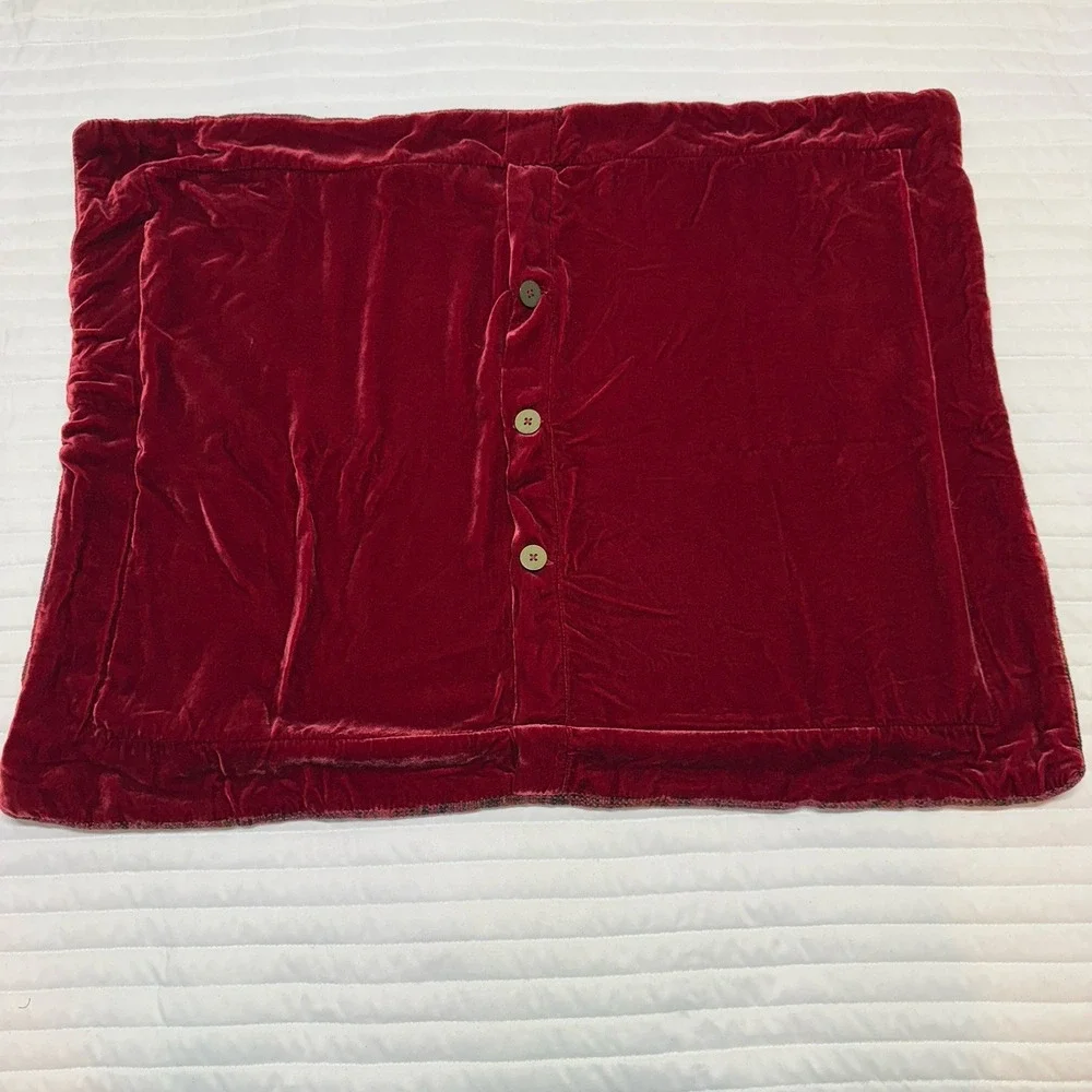 Pottery Barn Velvet And Knit Pillow Cover With Buttons‎ Red 23x29